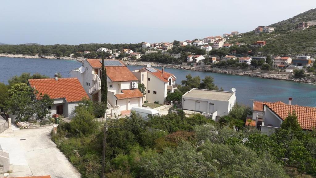 Apartments By The Sea Bilo, Primosten - 14601 Exterior foto